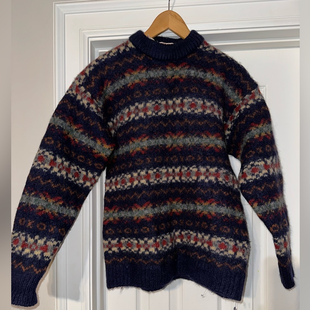 HEATHER & TWEED, 100% ENGLISH WOOL, MEN’S LONG-SLEEVE SWEATER           Size: XL